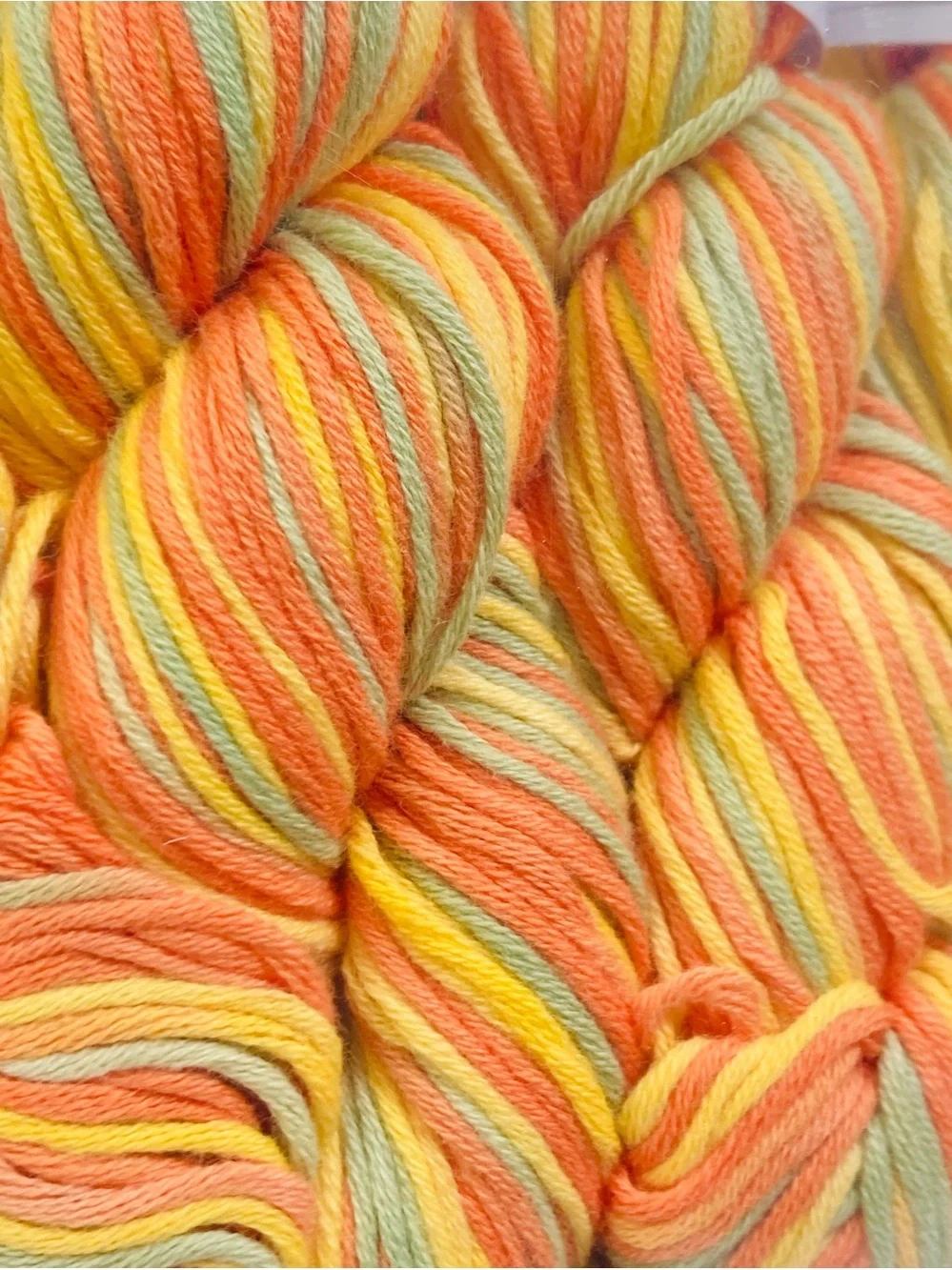 10 NEW (~500g total, ~50g ea.) 100% Cotton Variegated Hanks in Clementine
